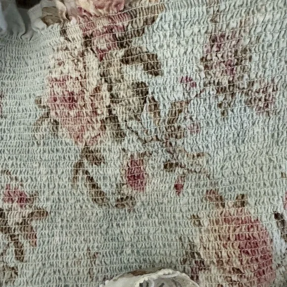 V. Chapman The Linnea Skirt in Tapestry Rose and The Leilani Top - Picture 7 of 9